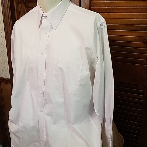 5/$15 Men's White Pierre Cardin shirt - Picture 7 of 10